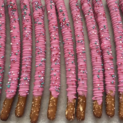 Chocolate Covered Pretzel Rods