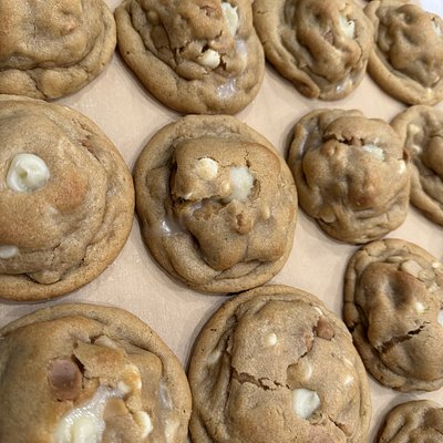 White Chocolate Macadamia Cookies