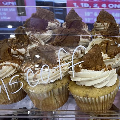 Dozen Specialty Cupcakes 