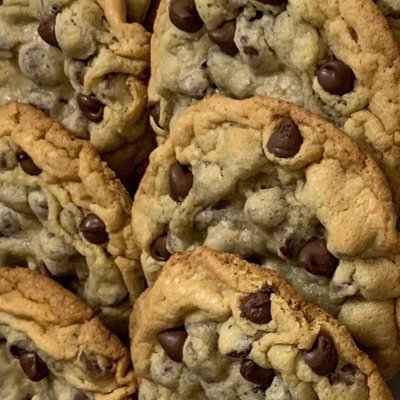 Large Chocolate Chip Cookies 🍪 