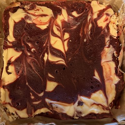 Red Velvet And Cream Cheese Brownie 8x8