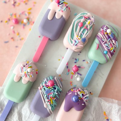 Cake-Sicles