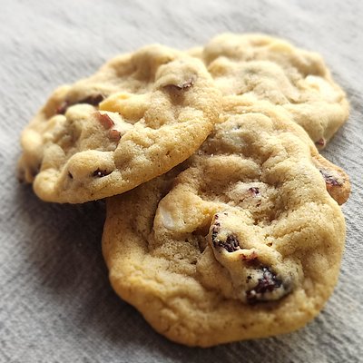 Gluten-free White Chocolate Cranberry Cookies - Bakers Dozen(13)