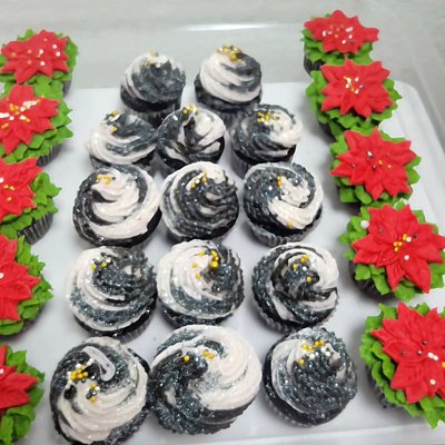 Mini Filled cupcakes