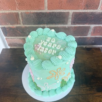 6in heart cake 