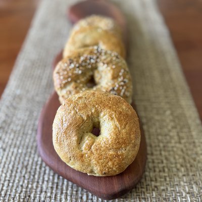Gluten Free, Dairy Free Bagels (6 Large)