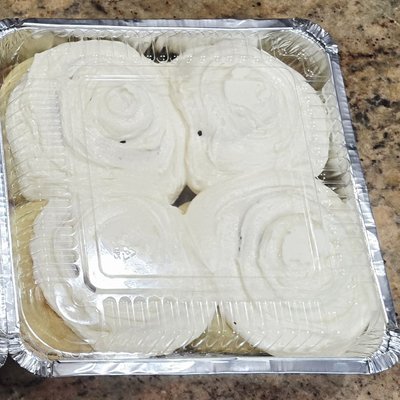 Large Sourdough Cinnamon Rolls 4 Pack