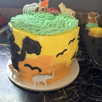 Lion King Cake 8” 