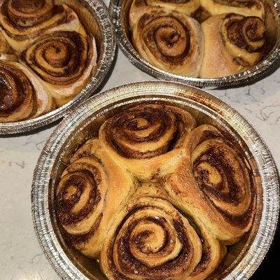 Small Size Classic Cinnamon Rolls