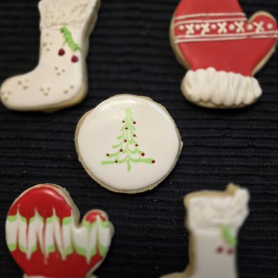 Cozy Christmas Sugar Cookies - 6 Pack