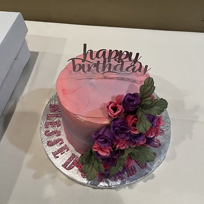 Custom 6in Cakes 