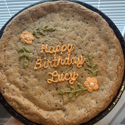 13in Round Cookie Cake