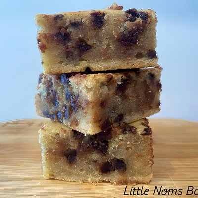 Banana And Chocolate Chip Squares