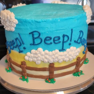 9" Cakes (Typically Serves 20-30)