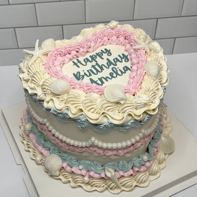 8 Inch Heart Cake 