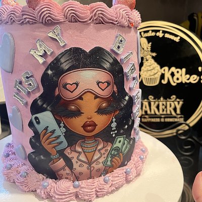 Girl Lashes Cake