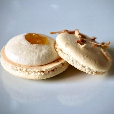 Pina Colada Macaron