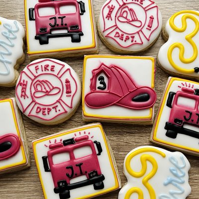 Sugar Cookies Decorated Using Natural Dyes