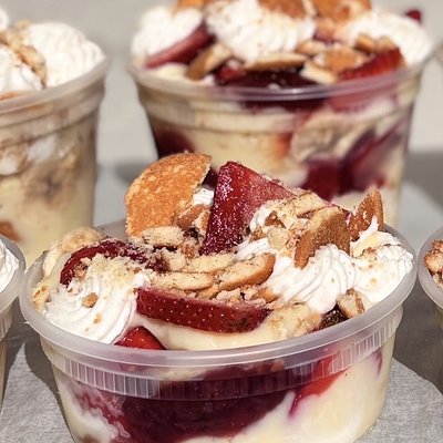 🍓 Strawberry Banana Pudding Small 