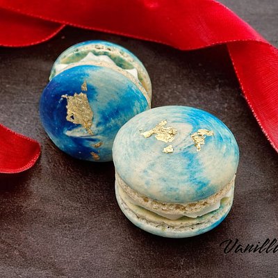 Special Edible Gold Flaked Macaron