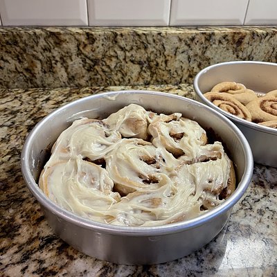 Cinnamon Rolls (9 Per Order)