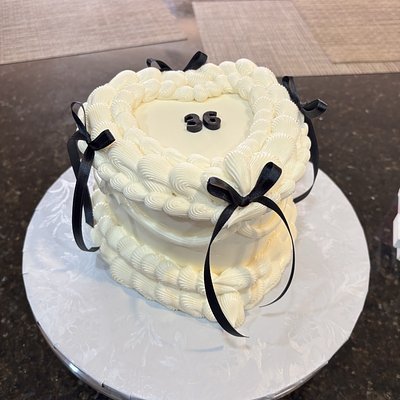 Custom Mini Heart Cake 