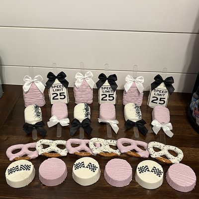 Create Your Own Treat packages 