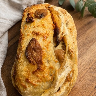 Roasted Garlic Parmesan Sourdough