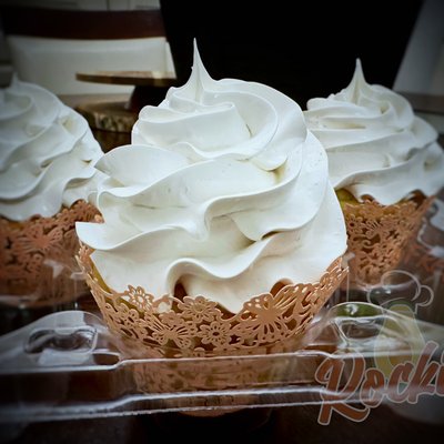 Vegan Chocolate Cupcakes (6)