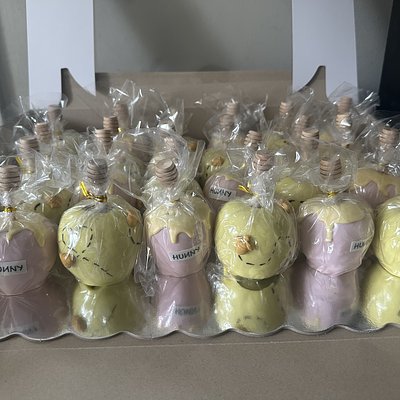 Custom Candy Apples 🍏