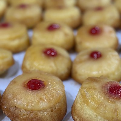 Pineapple Upside Down Cakes (4in Round ) 