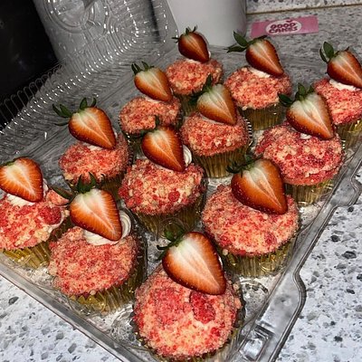 Cupcakes With Frosting One Flavor 