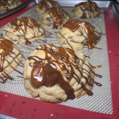 Salted Caramel Chocolate Chip Cookie