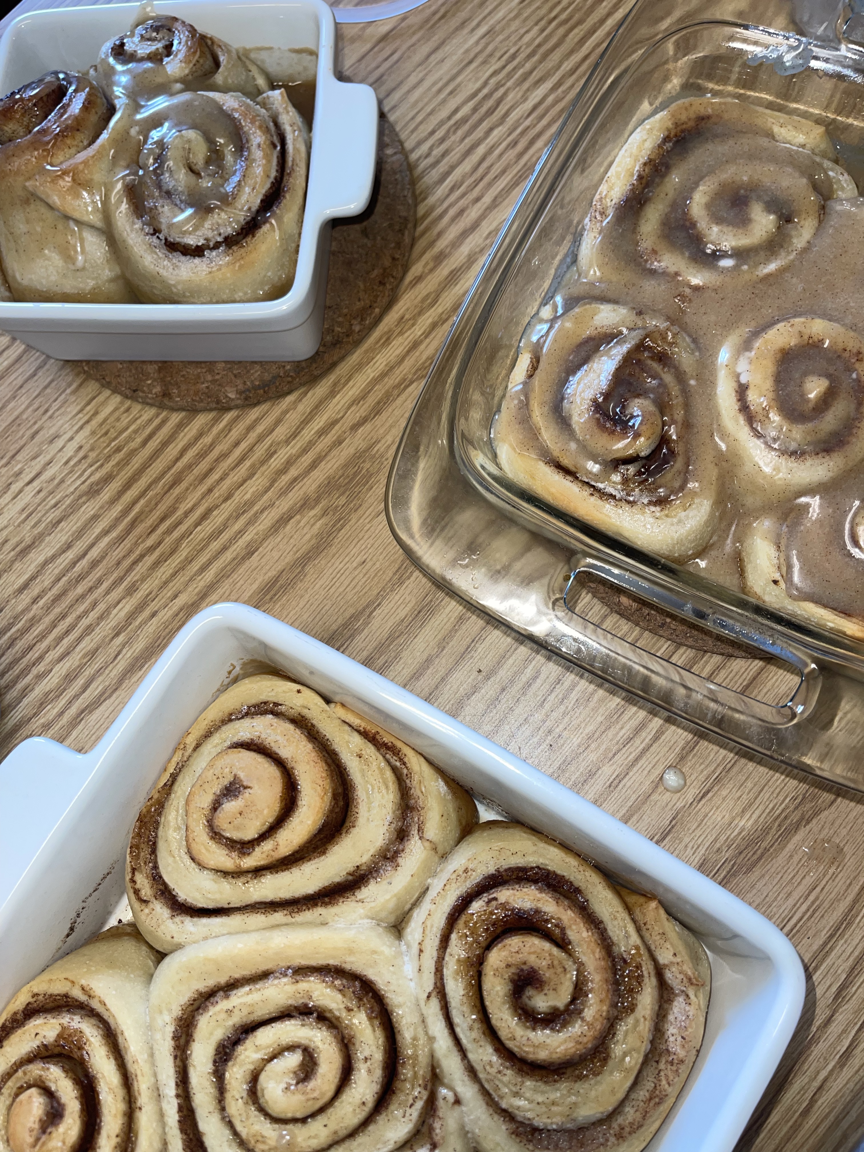 Large Cinnamon Rolls 