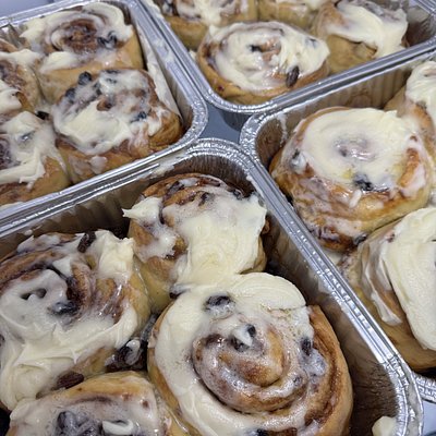  Brown Butter Old Fashioned Raisin Cinnamon Rolls 