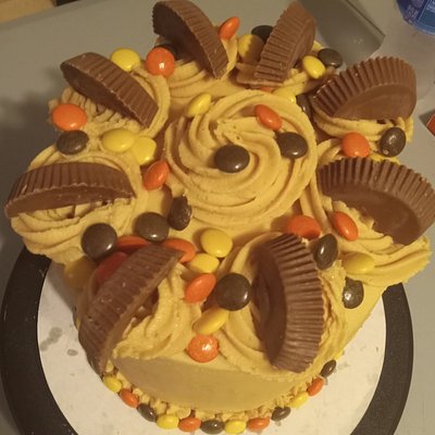 Custom Round Cake