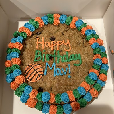 Double Layer Cookie Cake