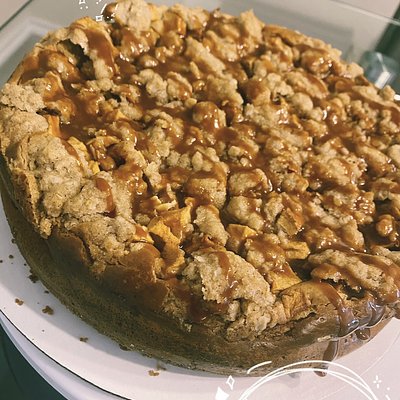 Apple Crisp Cheesecake 