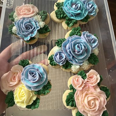 Butter Cream Cookies Custom Designs 