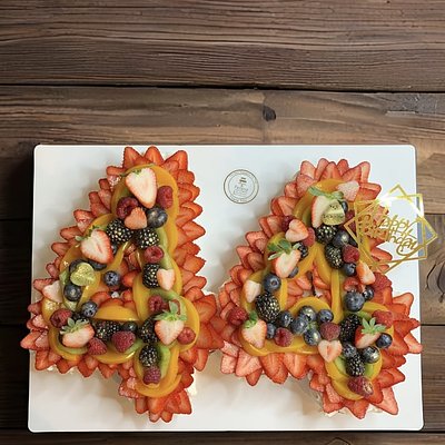Pavlova Pequeña de Dos Letras O Números Pequeño De Frutas Mixtas (20 Porciones)
