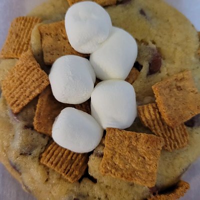 Dozen S'mores Cookie Large (3.5 Oz Dough)