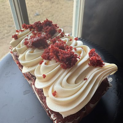Miniature Red Velvet Cakes 