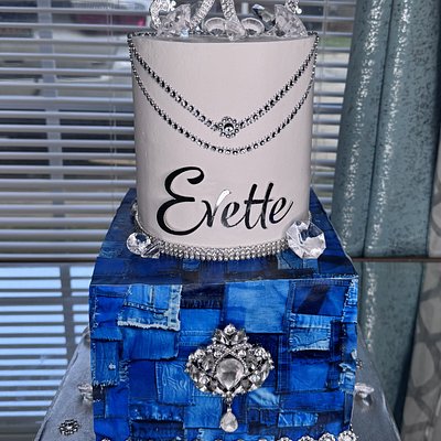 Square (Bottom) + 6inch (feeds Up To 45)