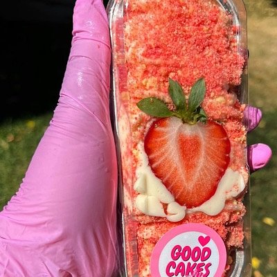 Mini Strawberry Cheesecake Pans