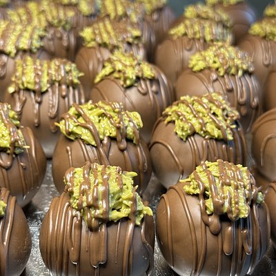 Dubai Chocolate Cake Balls 
