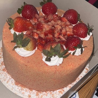 Standard 8” Crunch cakes