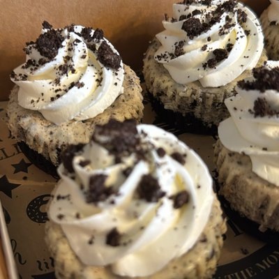 Mini Oreo Cheesecakes