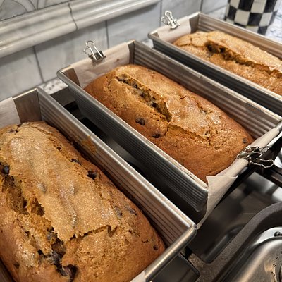 Pumpkin Chocolate Chip Bread