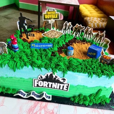 Custom Quarter Sheet Cakes 