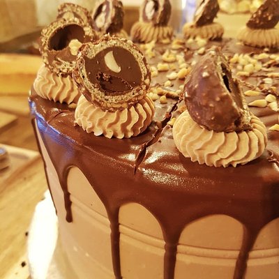 Nutella and Ferrero Roche Drip Cake 8”